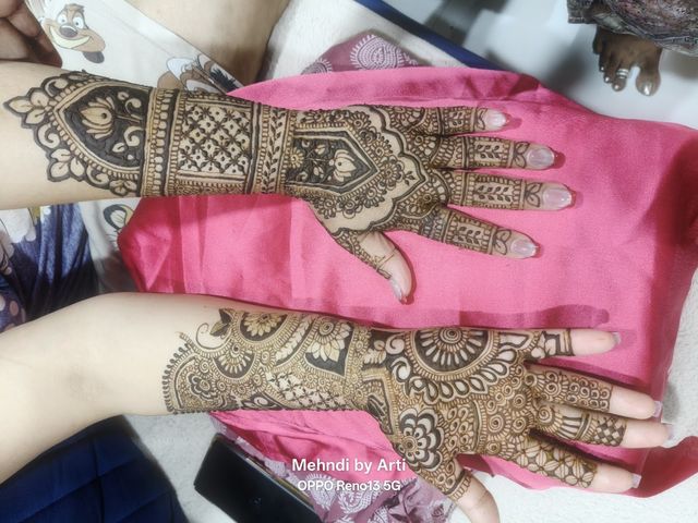 Mehndi by Arti