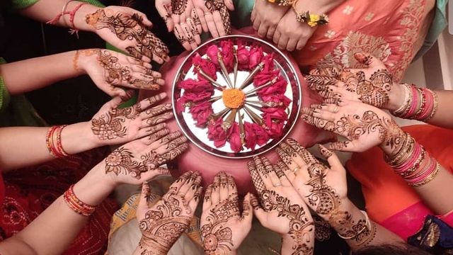 Nusrat's mehendi art