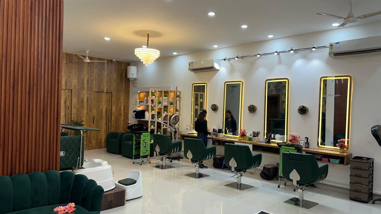 Kashish Beauty Salon