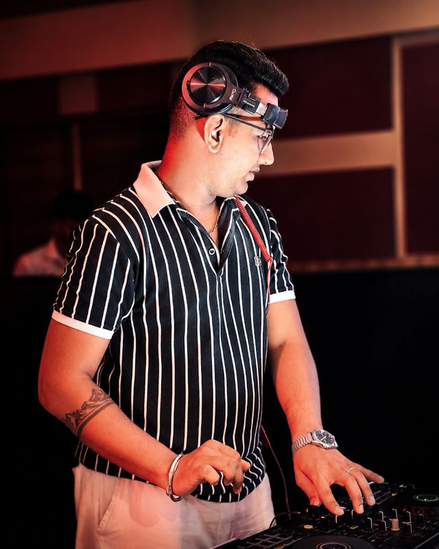 DJ Mayur Geryani