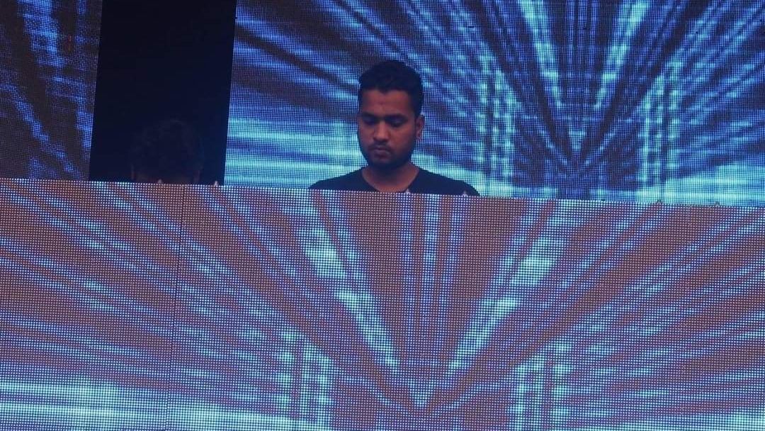 Dj Kunal Pro Sound & Lights on Rent Events Management - Dj Classes