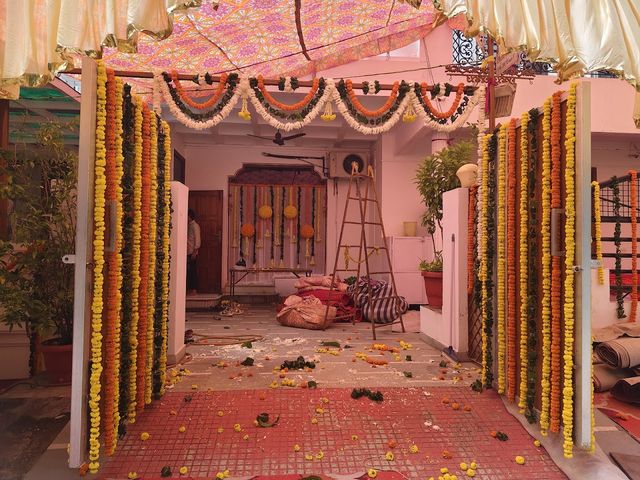 Royal Flower Decoration