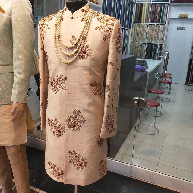 Lookatme men's ethnic