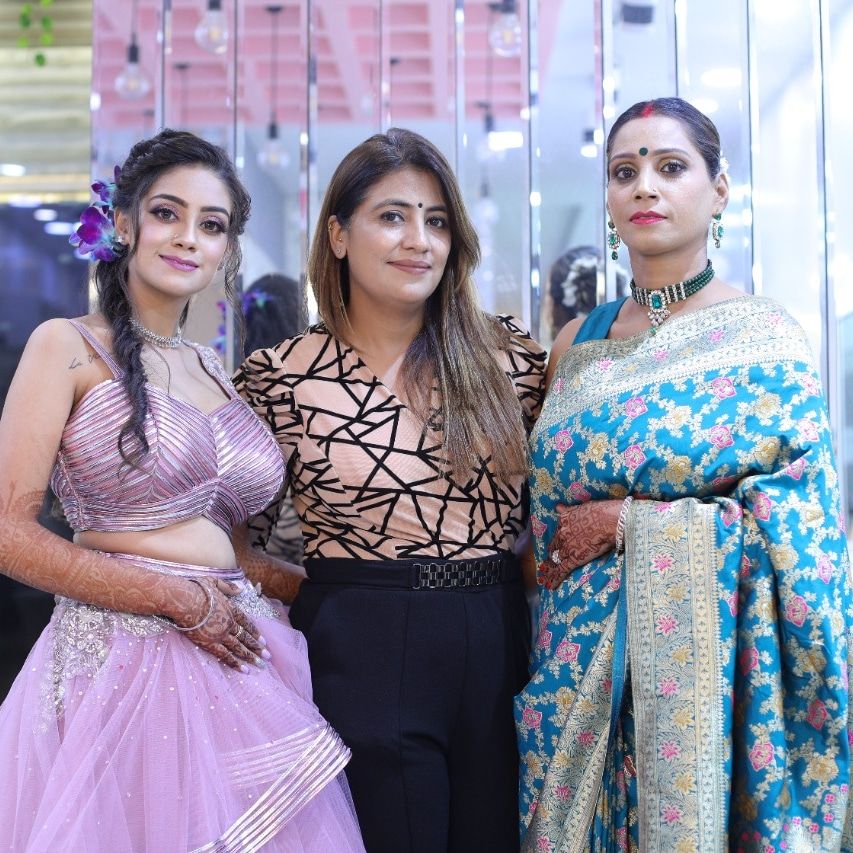 K Makeup Studio & Academy .