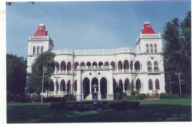 Le Palais Royal and Crown Villa Gardens
