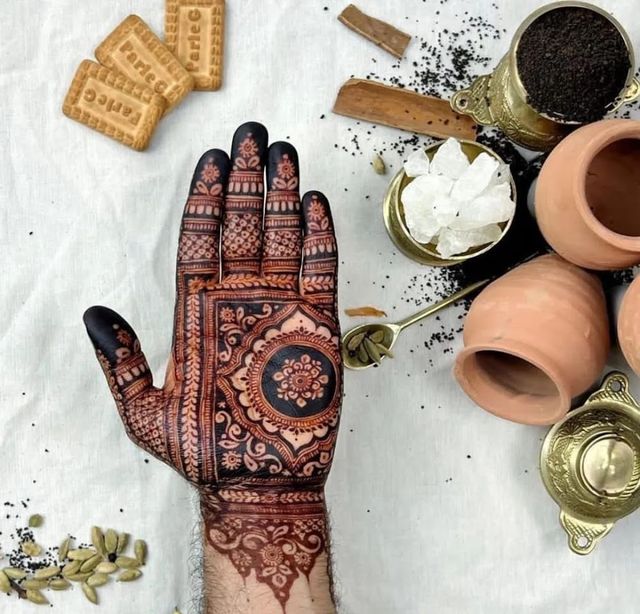 Himanshu Mehandi Artist