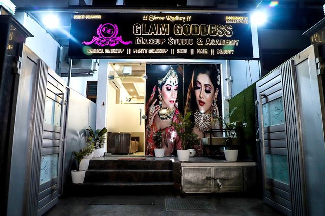 Glam Goddess Makeup