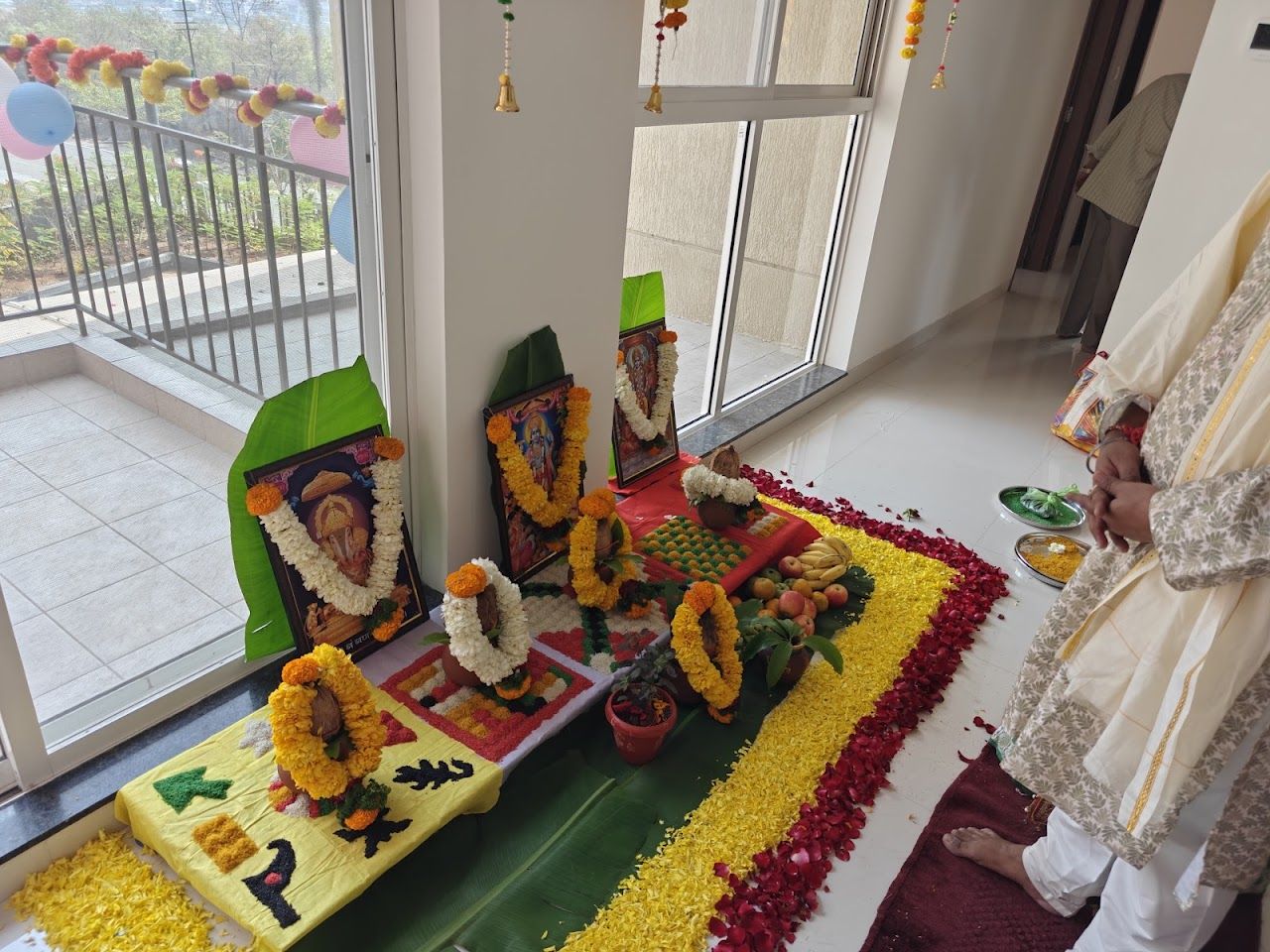 Pandit for Puja North Indian Pandit ji Pandey Satyanarayan Puja Griha pravesh Puja Ganpati Puja