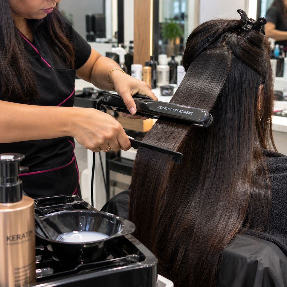 4 Petals | Women's Beauty Salon | Marathahalli