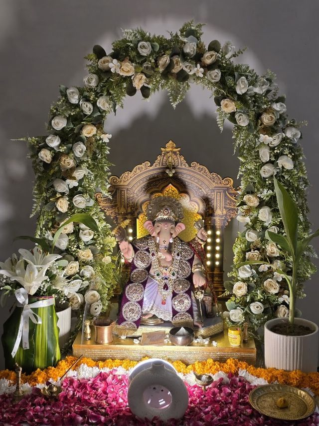NayaN Decoration
