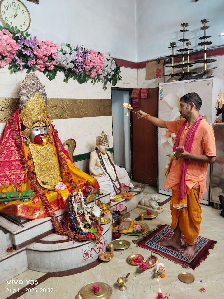 Purohit In Kolkata