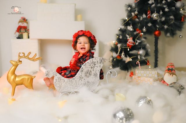 First Child Photography - Maternity & Newborn Baby Photographer