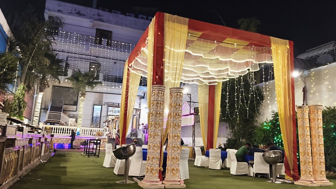 Grand Aashirwad Banquet