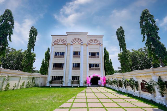 ARYAN PALACE