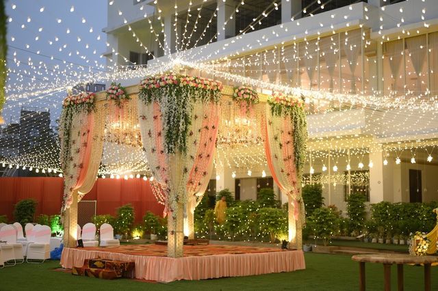 Pradhan Banquet Group - Banquet Halls in South Kolkata