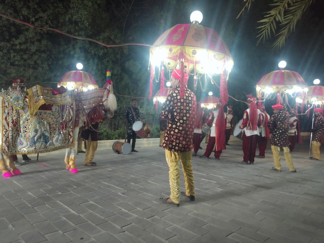Hind deepak band