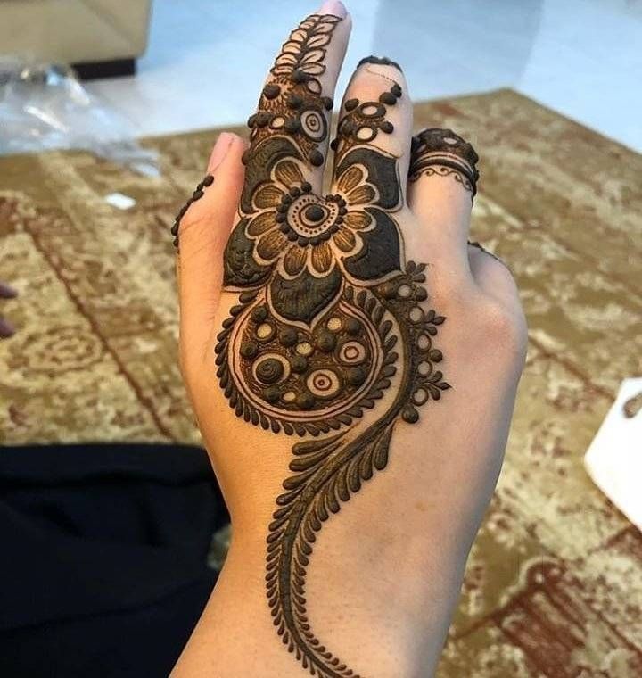 RAM BISHWASH MEHANDI ART