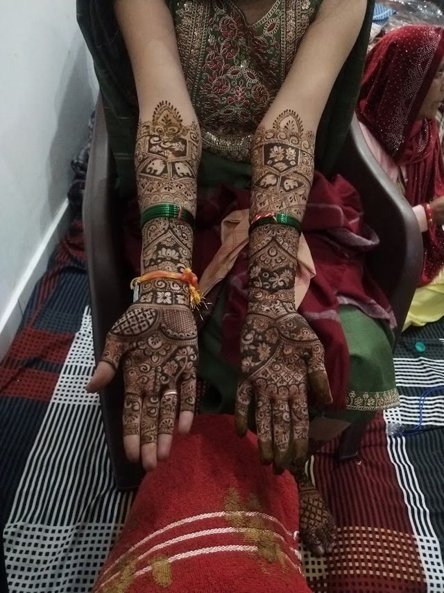 Lotus Mehndi Artist in Chandigarh