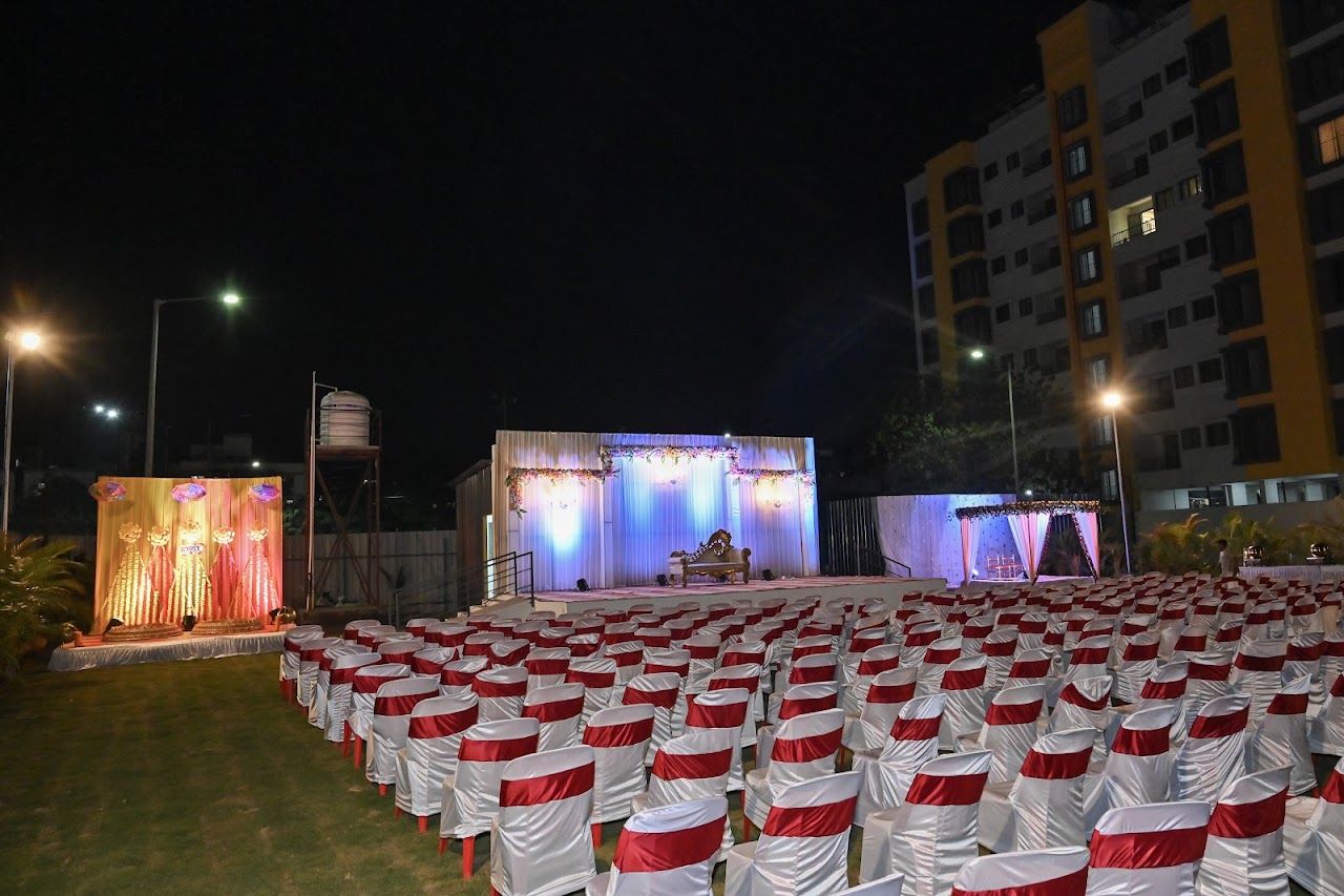 Aarti Lawns