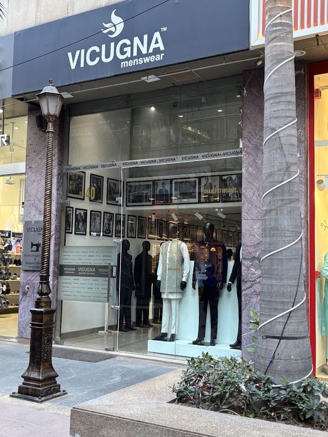 VICUGNA Menswear