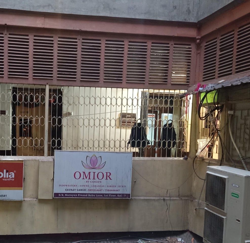 OMIOR - Bridal Gowns | Bridal Lehengas | Sarees | Croptop Skirts