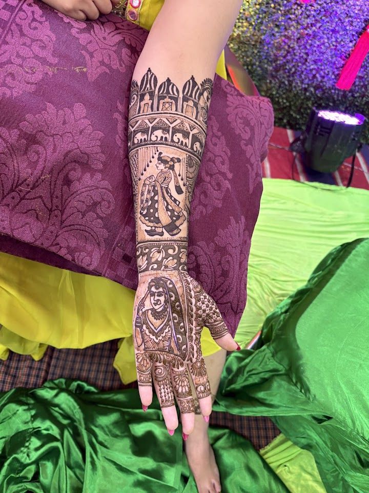 Brownline Mehndi Art