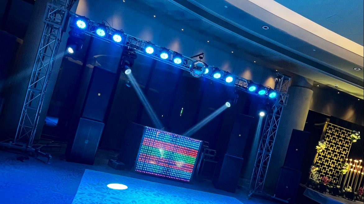 DIVYANSHI DJ SOUND & LIGHTS