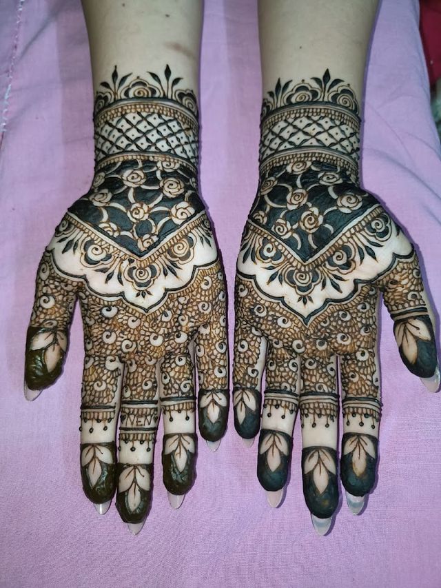 Ap Mehndi /Nail Art and Class