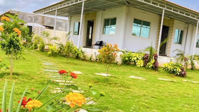 Al Nahdi farmhouse