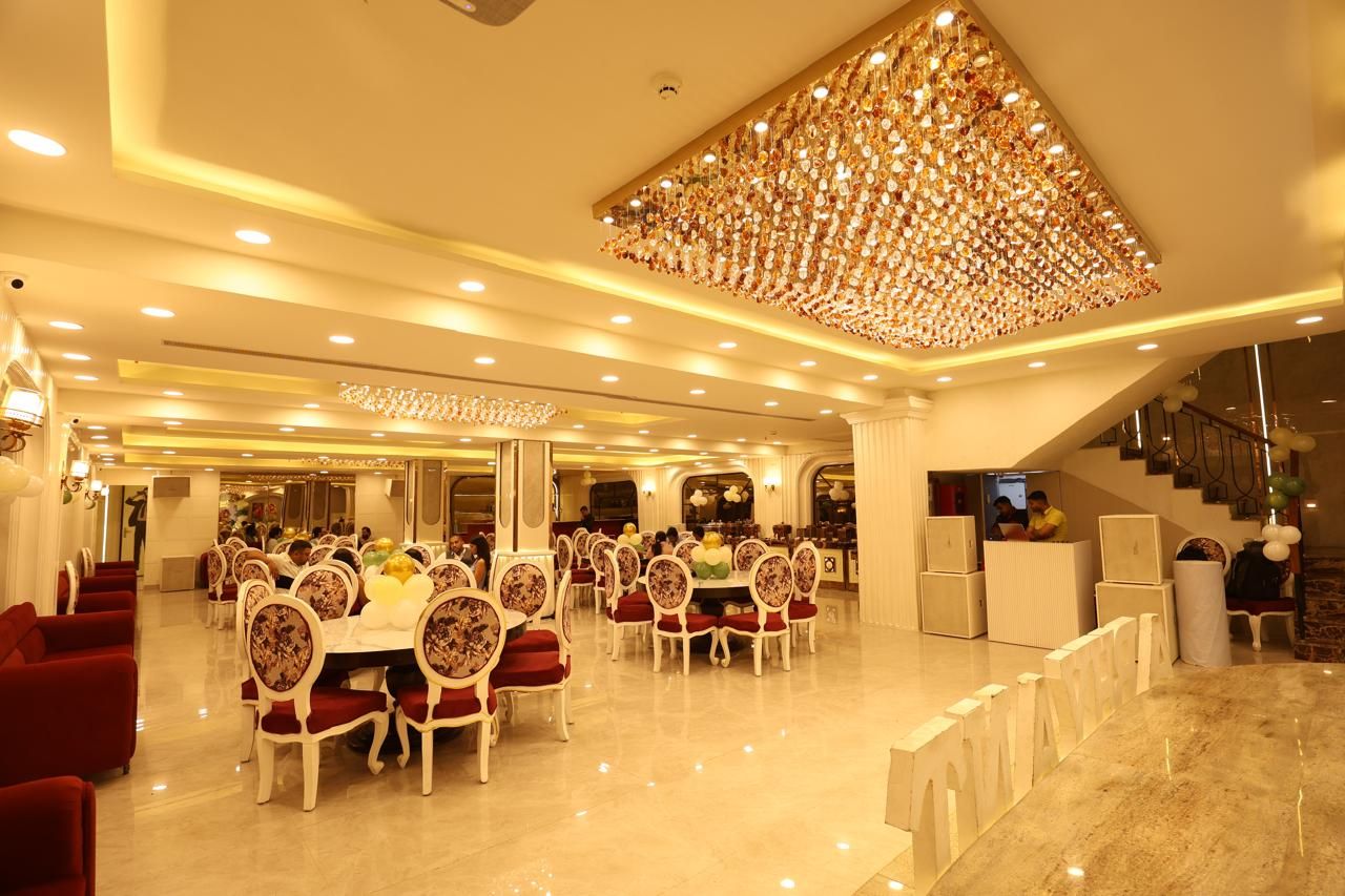 Divine Banquet