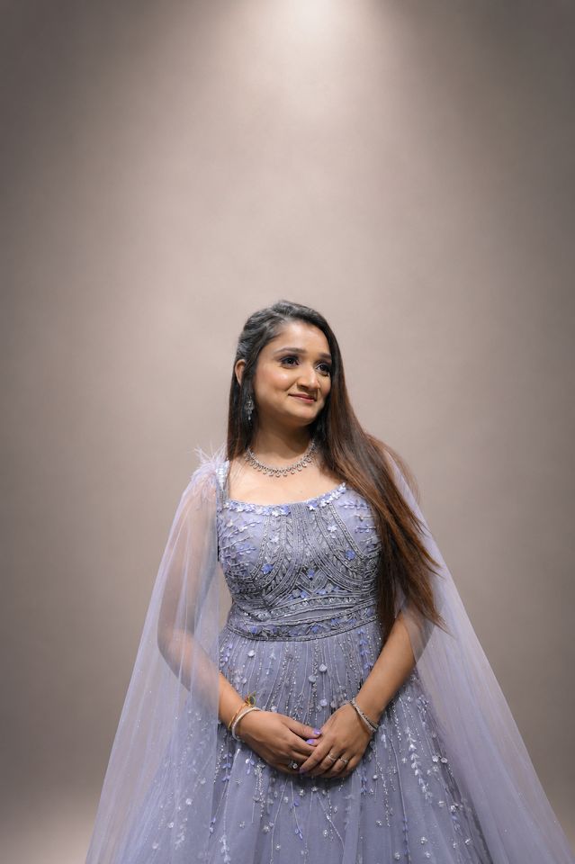 Harshida Chaudhari Makeup Artist