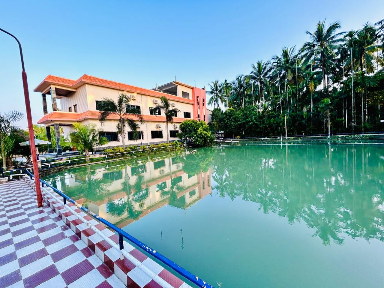 Dream Garden Banquet and Guest House