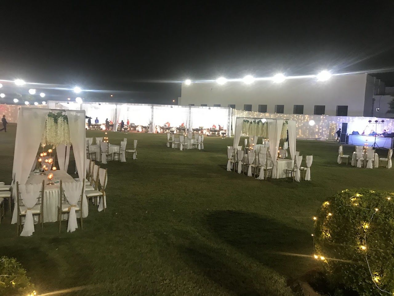 ICONIC Club & Convention