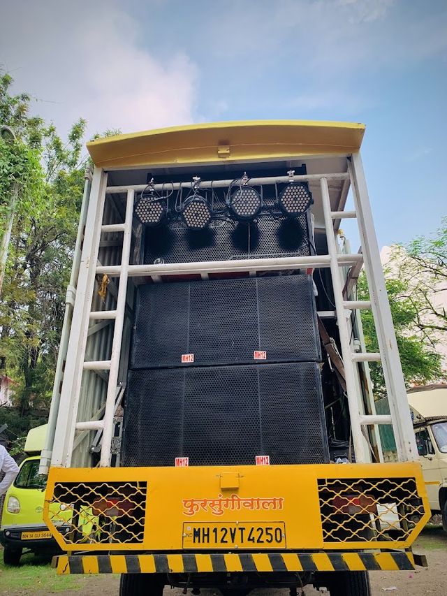 MH 12 Sound & Lights