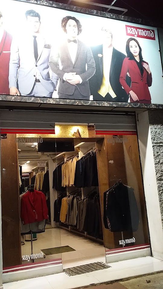 Rich N Royal Suits
