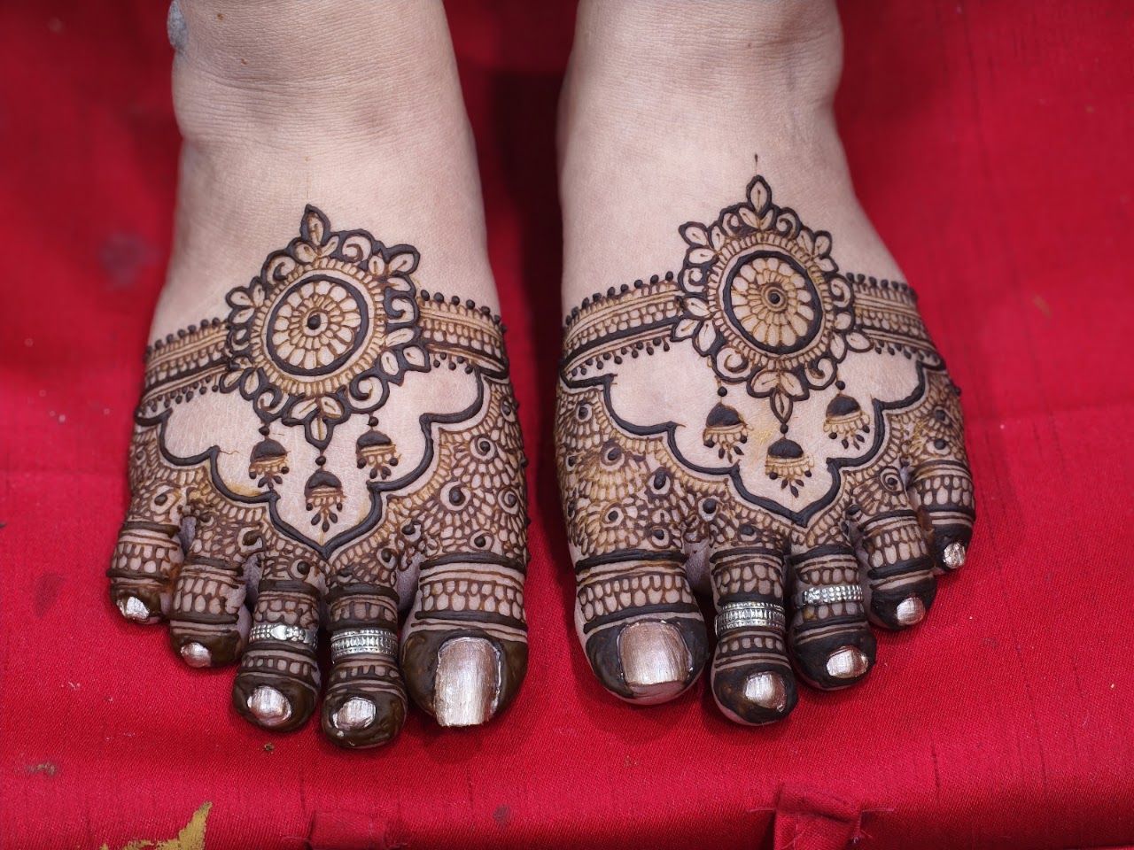 Megha Mehndi & Nail Art