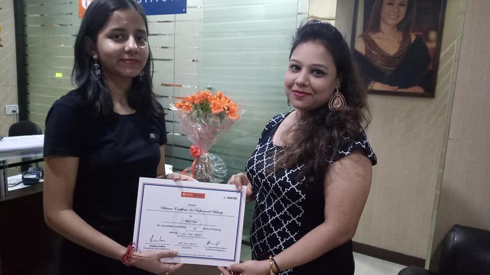Glam-Up Beauty & Makeup Salon