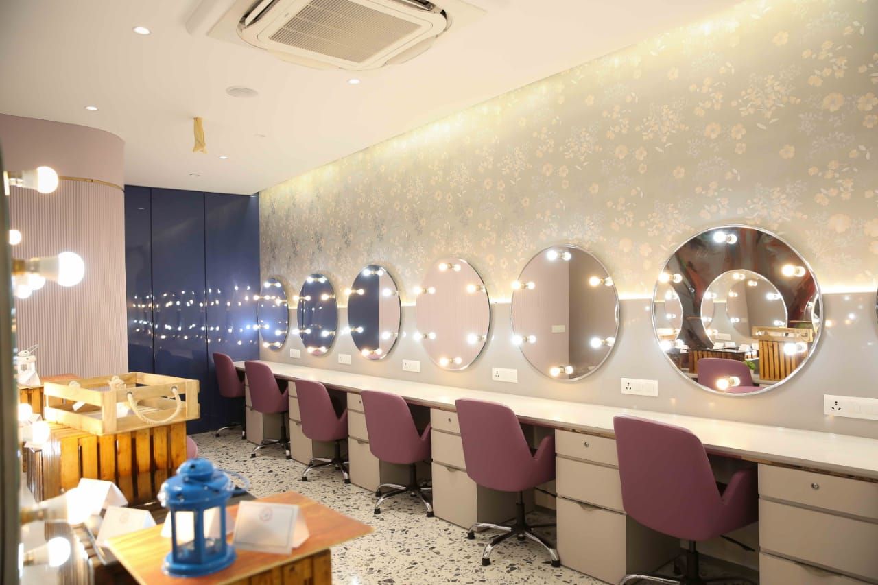 Anshul Saraogi Makeup Studio and Academy