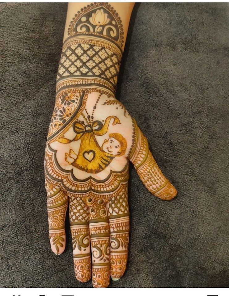 Best mehendi artist