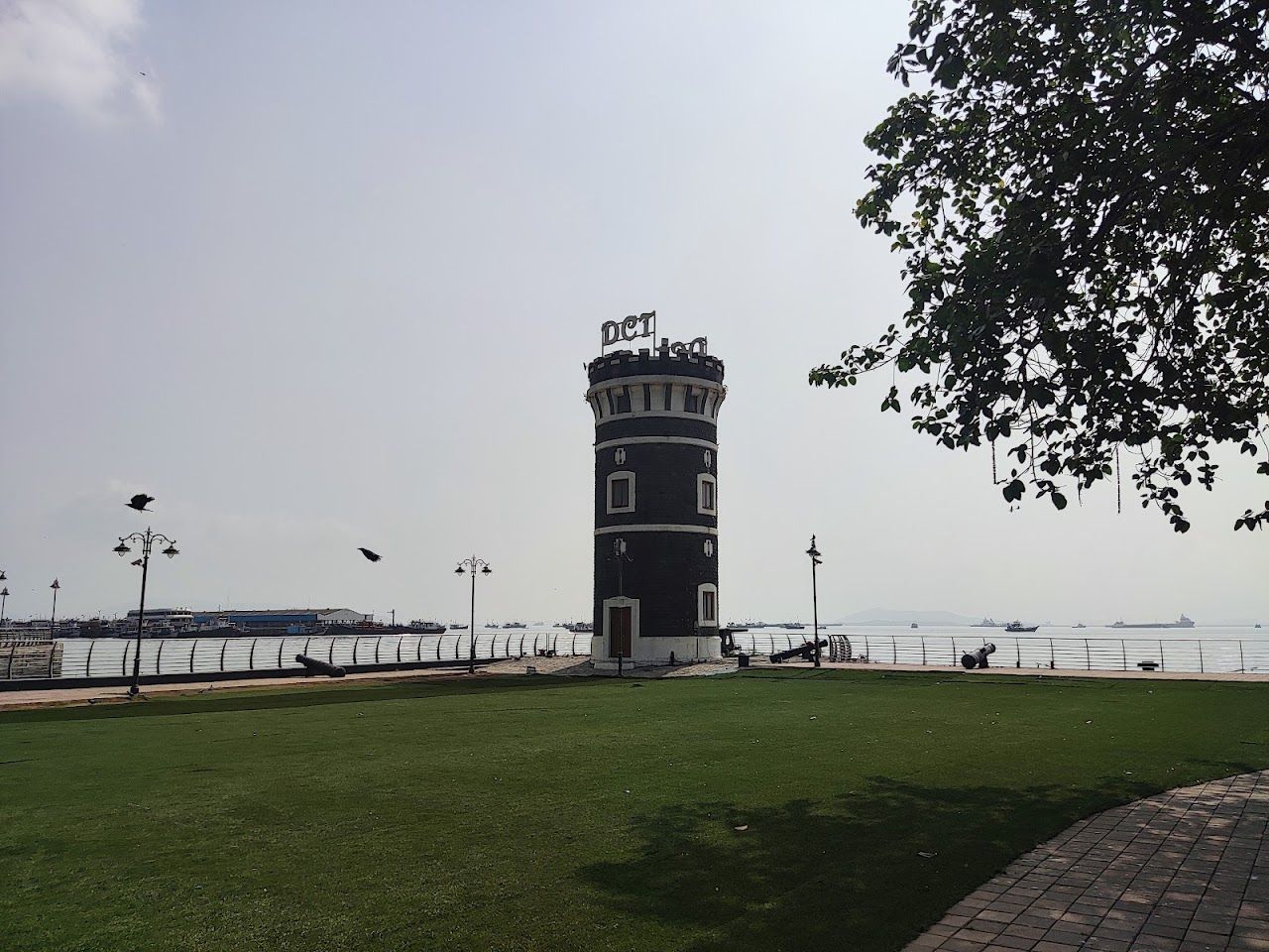 Bayview Lawns