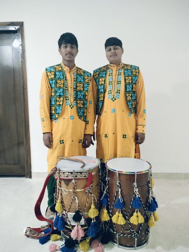 Suresh Dhol Party - Dhol Player in Gurugram