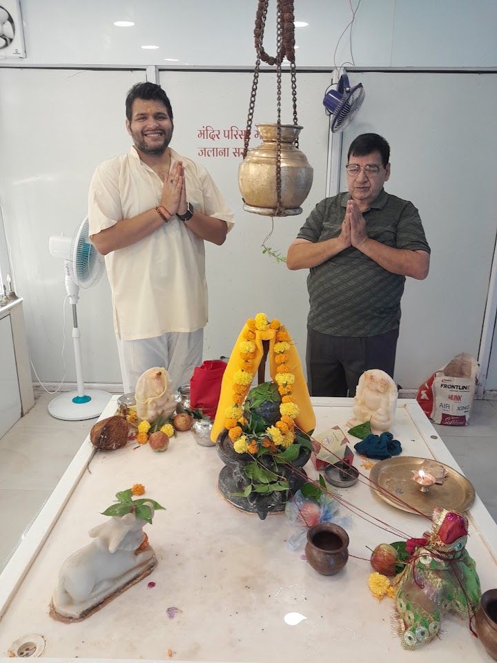 Rajnish Mishra Pandit Ji सनातन संस्कृति पूजा