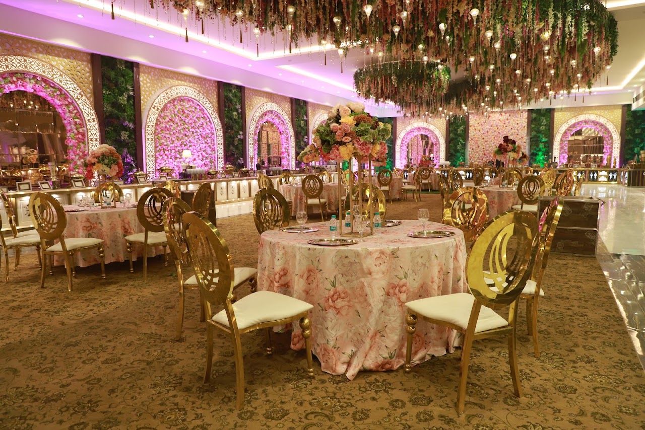 Moon Vilas Luxury Banquets