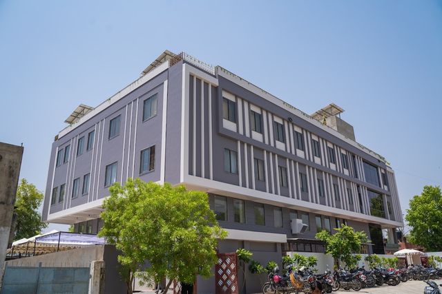Gyanjee Caterers (Head Office)