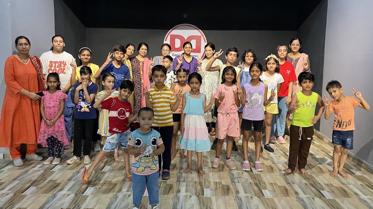Dot&Dot Dance Academy & Events