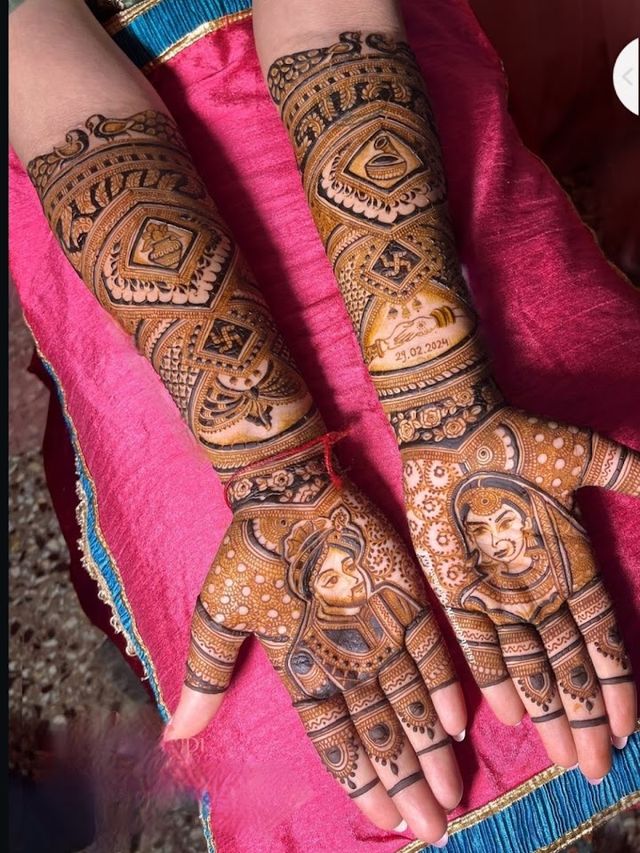 Aayat Professional Mehendi Artist
