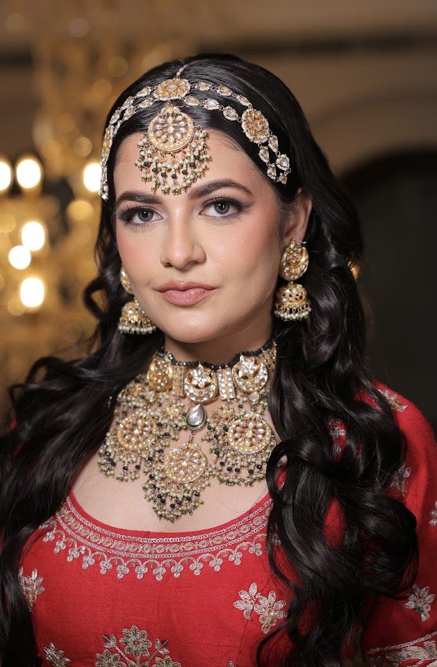 BridalMakeup Artist Srishti Shinde