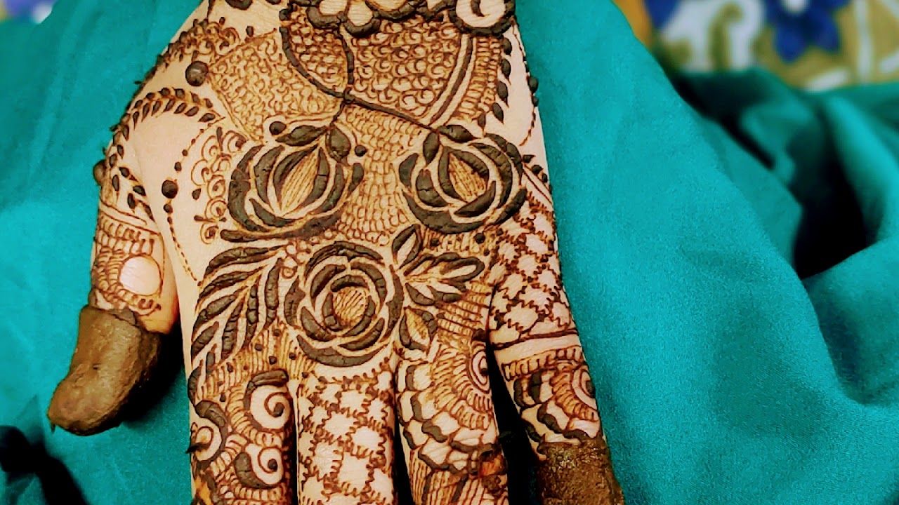 Ahmedabad Mehndi Designer