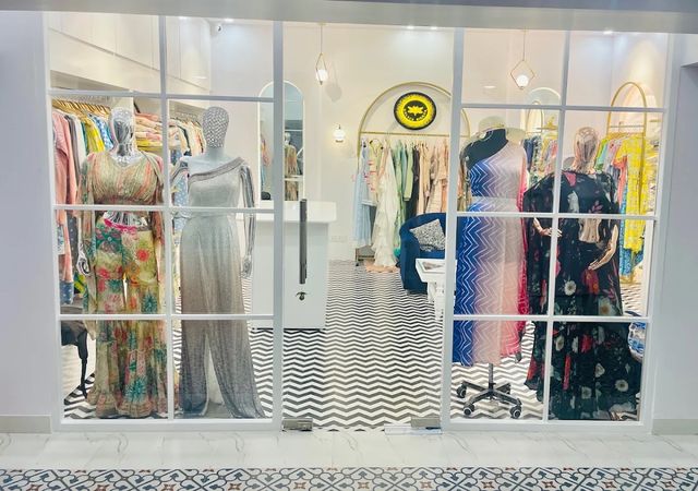 Golden Mirror Fashion