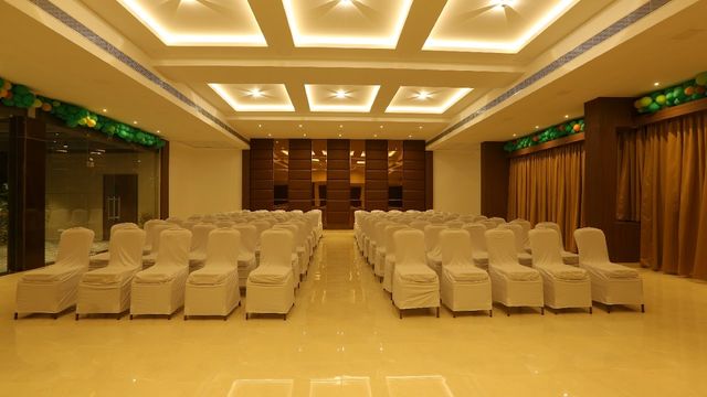 Raj Banquets